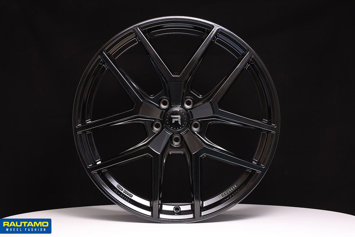 R-Series R19 Gloss Black